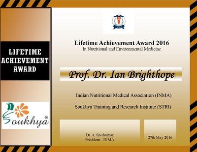 Ian Brighthope given Indian Nutritional Medical Association Lifetime Achievement Award