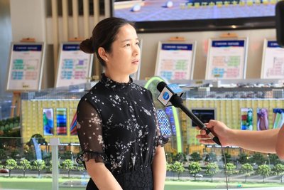 公司执行董事、总经理刘慧民女士接受了新华社记者专访