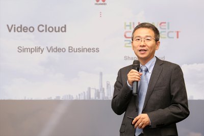 Kai Li, General Manager, Video Cloud, Huawei Carrier Software BU, mengumumkan peluncuran layanan Video Cloud