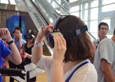 微鲸VR——高品质硬件+高品质内容，给用户分享更多独家精彩内容