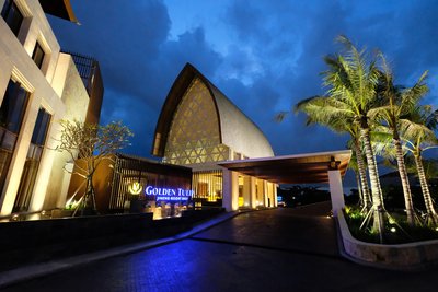 Golden Tulip Jineng Resort - The New Icon of Sunset Road Opens