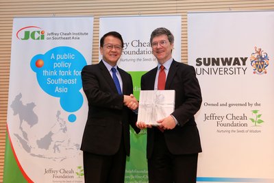 Tan Sri Jeffrey Cheah with Professor Jeffrey Sachs
