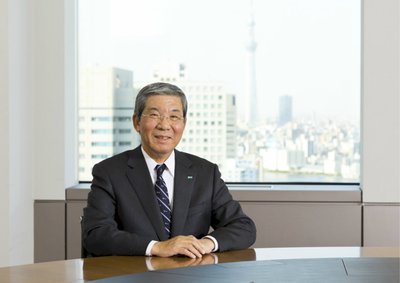 Toshiaki Egashira先生在Asia Insurance Industry Awards上榮獲終身成就獎