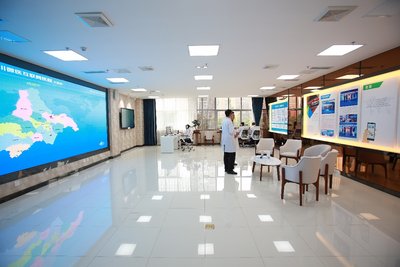 四川微医互联网医院是四川省的医疗健康数据管理平台，卫生主管部门可以实时监测数据