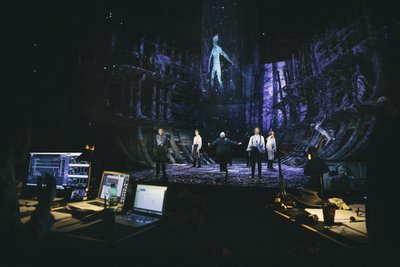 英特尔联袂皇家莎士比亚剧团、IMAGINARIUM工作室创新演绎经典《暴风雨》