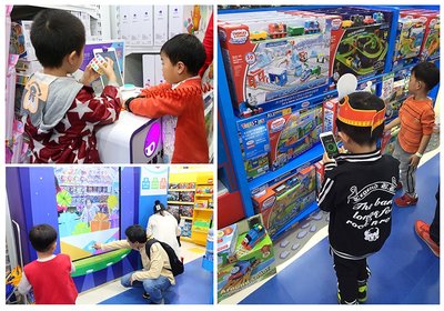 玩具“反”斗城广州天汇广场igc店数字设备体验