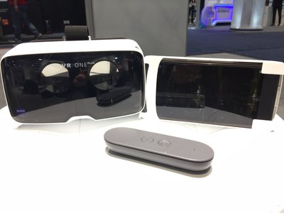 蔡司VR ONE Plus虚拟现实头盔