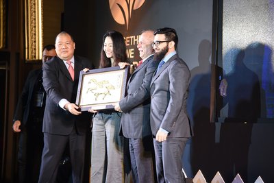 APP Gold Partner 2017 awarding night. APP Sinar Mas gave special appreciation for customers in Middle East, Africa and Central Asia. (Bangkok, 01/14/17)