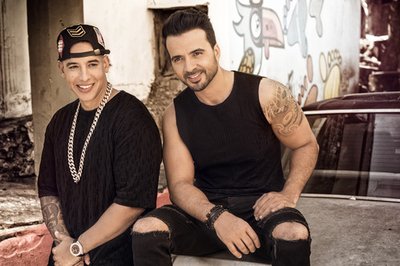路易斯-冯西和Daddy Yankee的“DESPACITO”荣登美国公告牌热门拉丁单曲榜冠军