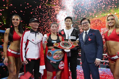 蔡宗菊成为中国第一位IBF职业拳击世界冠军
