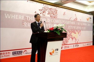 Mr John Li, Vice President /Jin Jiang International Hotel Management Co., Ltd gives a speech on the press review