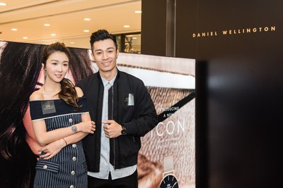 Celebrity Cantopop singers Fiona Sit and Pakho Chau helped launch Daniel Wellington new Classic Petite collection and the brand's global marketing campaign today at LCX, Harbour City.