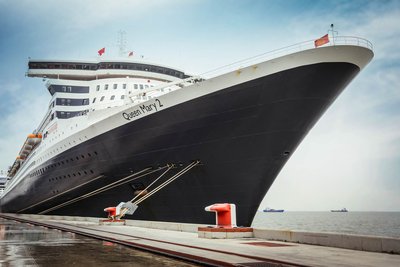 冠达邮轮旗舰玛丽皇后2号盛大开启首个上海往返航次