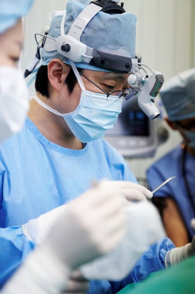 TL Plastic Surgery medical doctor Joong-Hyuk Yim