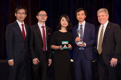 Asia-Pacific Stevie Awards Winners & Michael Gallagher, President of the Stevie Awards