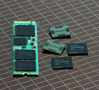 SK Hynix 72-Layer 3D NAND Chips and 1Terabyte SSD (in Development Process)