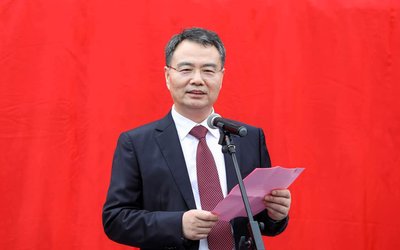 传化集团董事长徐冠巨在开幕中致辞