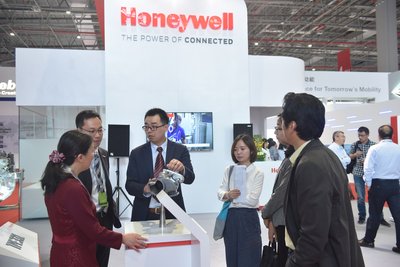 霍尼韦尔亮相2017上海车展，多重技术引领行业未来