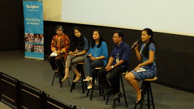Dari kiri ke kanan: Itje Chodidjah (Pakar Pendidikan), Maudy Ayunda (Brand Ambassador Quipper Indonesia), Tri Nuraini (PR & Marketing Manager Quipper Indonesia), Sutrianto (Direktorat Pembinaan SMA, Kementerian Pendidikan Dan Kebudayaan)