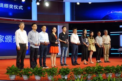 2016上海十大互联网创业家颁奖现场