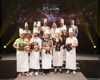 サンズ・リゾート・マカオで4日間開催されたThe Ultimate Download - Asia's Leading Meetings & Events Destinationイベントの一部として行われた料理コンペUltimate Chefの勝利者。統合型リゾートの広範なダイニング・オプションにハイライトが当たった。
