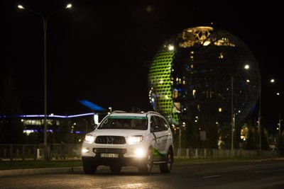 FOTON SAUVANA bekerja untuk China Pavilion pada tengah malam