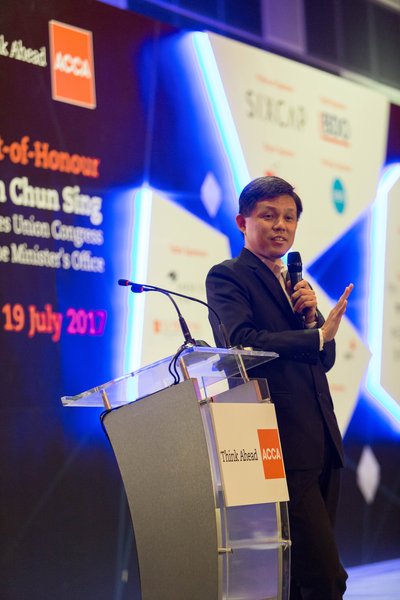 Mr Chan Chun Sing, Secretary-General, National Trades Union Congress, Minister, Prime Minister's Office having a conversation with delegates at the ACCA Annual Conference 2017.