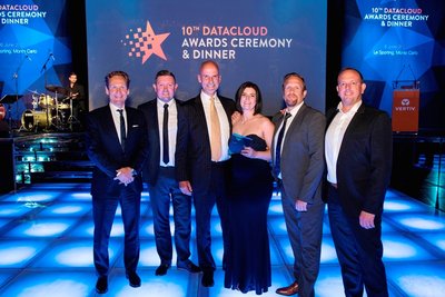Munters team are proud to receive an award at the 2017 Europe Datacloud Awards for “Industry Energy Innovation”