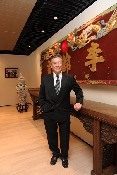 李锦记酱料集团主席李惠中先生被评为“重点企业高级人才”