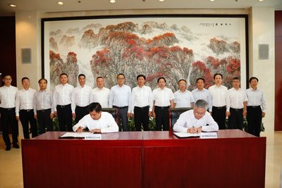 首都航空与首都机场集团签署进驻北京新机场运营合作协议-签约