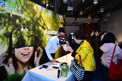 Attendees in Stockholm, Sweden experiencing VR glasses