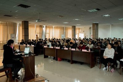 “中国临床微生物学基层医院培训计划（微光计划）学习班”现场