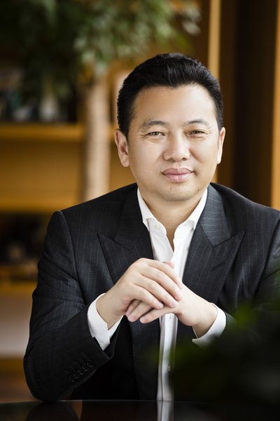Landing International Chairman Dr. Yang Zhihui Accredited 