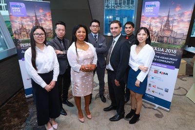 FESPA Divisional Director, Roz Guarnori (3rd from left) and management team of FESPA ASIA 2018, Mr. James Ford (3rd from right) Mr. Jacky Hwang (center), Mrs. Hannah Pan (1st left), Ms. Celine Yan (1st right) Mr. Sarawut Burapapat (2nd right) and Mr. Chai Lim (2nd left) launch the press conference of FESPA Asia 2018 in Bangkok, Thailand, from 22-24 February 2018, aiming to deliver the ASEAN region’s premier event for the wide format, screen, textile print and signage markets