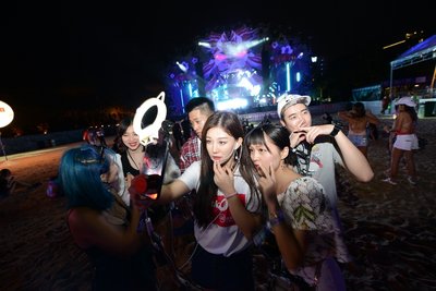 Over 1.8 Million Young Chinese Watched Asia's Grandest Music Festival ZoukOut Online via Tencent Qzone