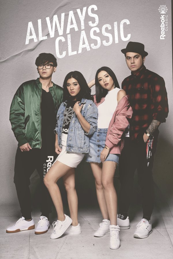 Kampanye promosi Always Classic Reebok Clasic menampilkan Rafael Tanubrata, Naysilla Mirdad, Olivia Lazuardy dan Kevin Julio (dari kiri ke kanan)