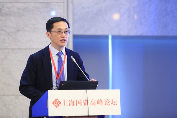 东浩兰生集团副总裁、上海外服集团党委书记、董事长李栋在论坛上发表主旨演讲。