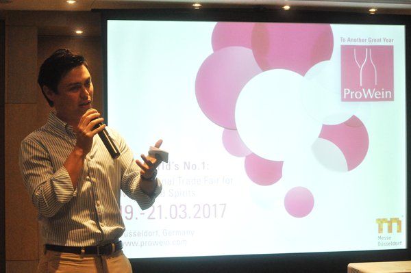 The Flying Winemaker, Eddie McDougall akan memaparkan informasi mengenai wine Asia Tenggara di ProWine Asia 2018