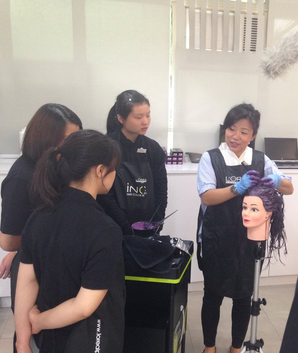L’Oreal Hong Kong offers a train-the-trainer programme, upgrades the training facilities, sponsors products for training, as well as provides professional advice on salon operations and curriculum development for the BFBL programme.