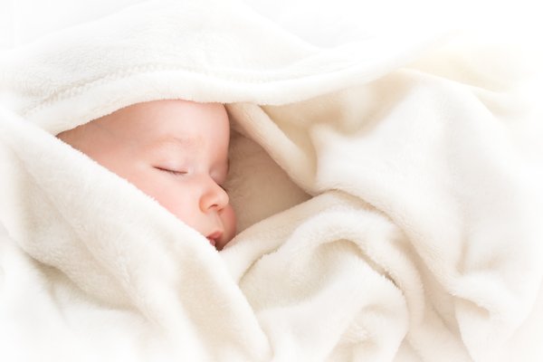夜晚的深层睡眠对宝宝的生长发育很重要