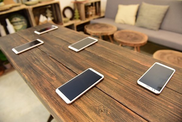 L&agrave; smartphone trong tầm gi&aacute;, nhiều hiệu năng tốt, Honor 7C nhanh ch&oacute;ng hết h&agrave;ng sau đợt flash sale đầu ti&ecirc;n