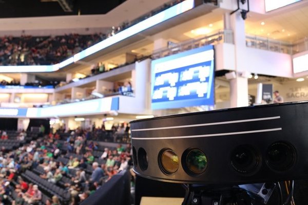 TNT和英特尔首次以VR形式转播NBA西部决赛