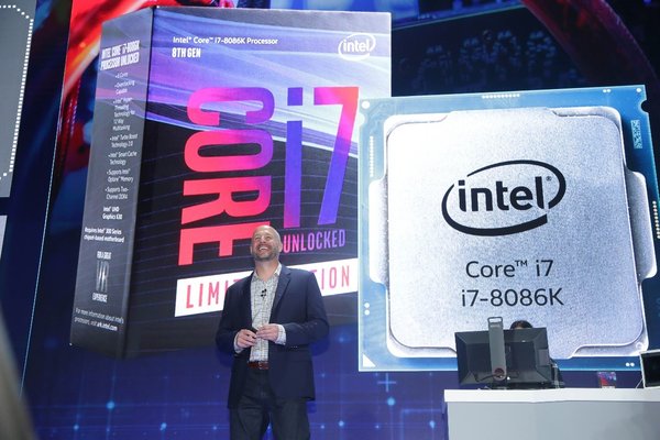 Gregory Bryant在2018台北国际电脑展宣布推出限量版第八代智能英特尔 酷睿 i7-8086K 处理器