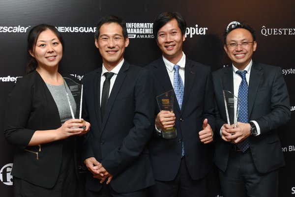 The Huawei team receiving 'Most Promising Smart City Infrastructure', 'Public Safety Solution' and 'Cloud Infrastructure' awards at the 2018 Information Management Awards.