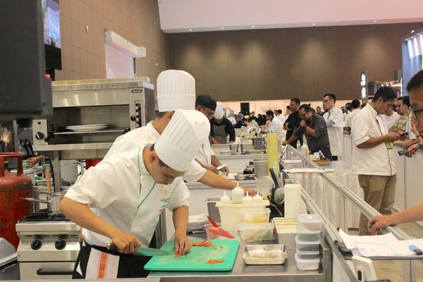 The 1st Asian Gourmet Food Challenge di Hotelex Indonesia 2018