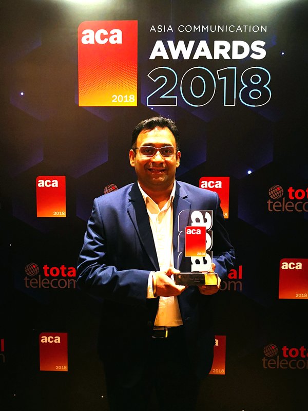 Huawei Representative Konesh Kochhal received Smart Cities Award at the Asia Communication Awards 2018. 