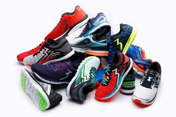 361度国际线跑鞋