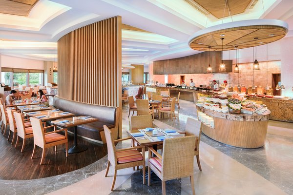 三亚亚龙湾万豪度假酒店推出全新全日制早餐，悠享闲逸假日