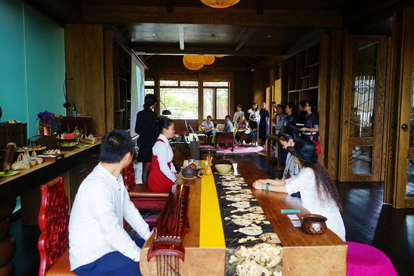 邻间古道，以茶会友 丽江古城英迪格酒店举行茶艺体验活动