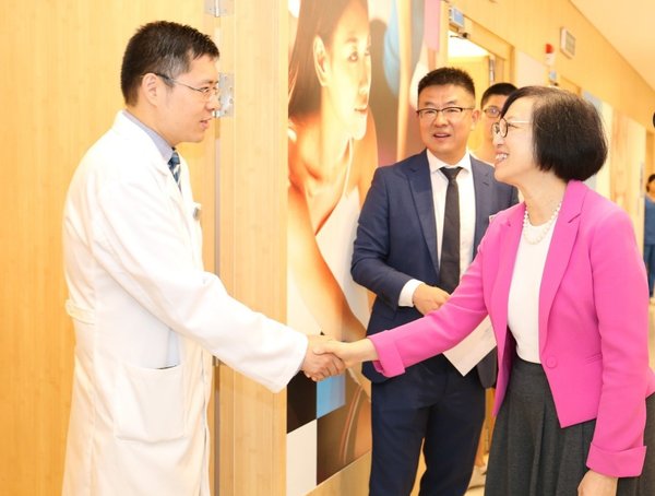 香港食物及卫生局率港私营医疗机构代表访问保柏广州综合医疗中心